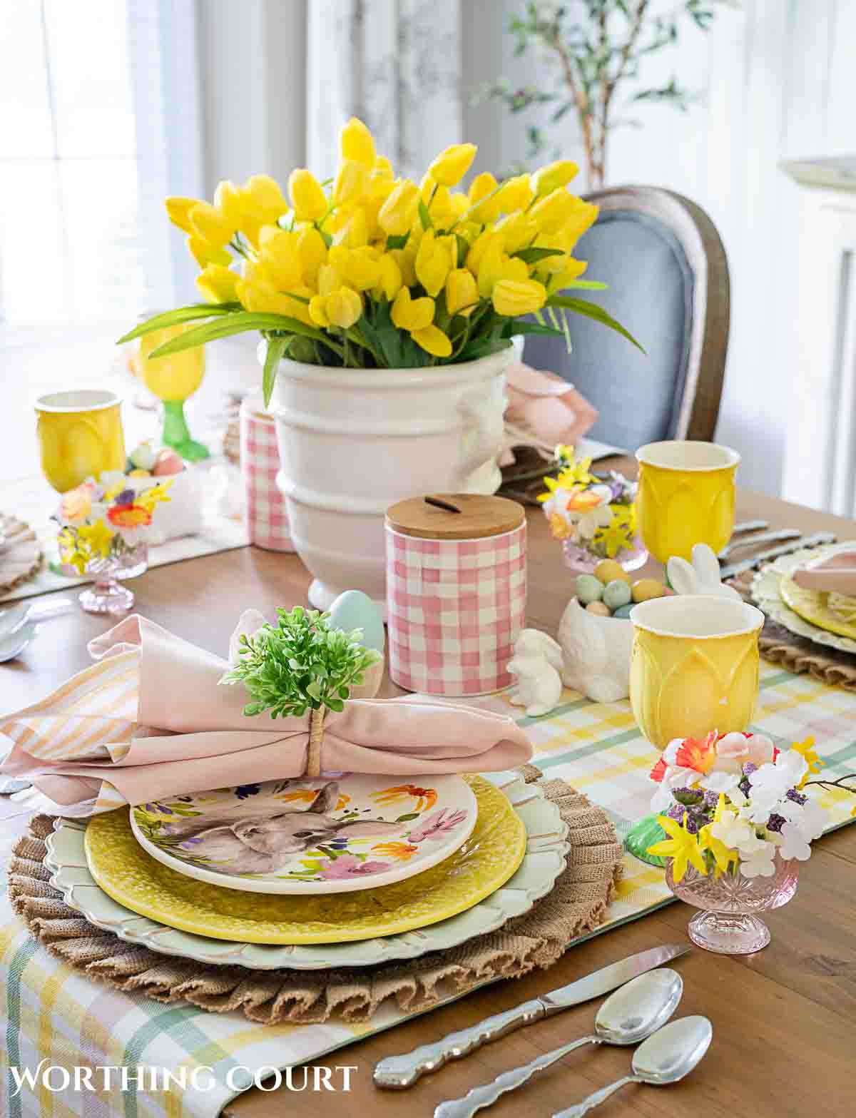 Top 9 Easter Table Decor Ideas