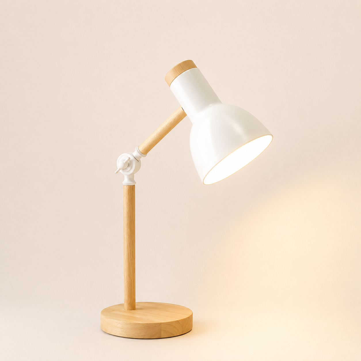 ureline Nordic Desk Lamp – Soft Focus Lighting for Reading &amp; Quiet Workspaces
