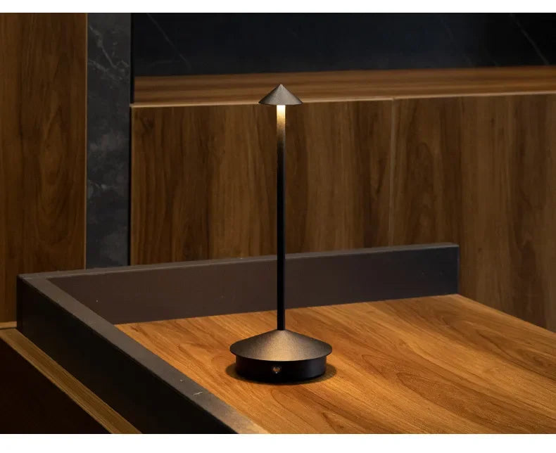 HPH Table Lamp Dining Led Desk Lamp Hotel Coffee Pina Cordless Table Lamp Living Room Bedside Lamp Decorative Desk Lamp