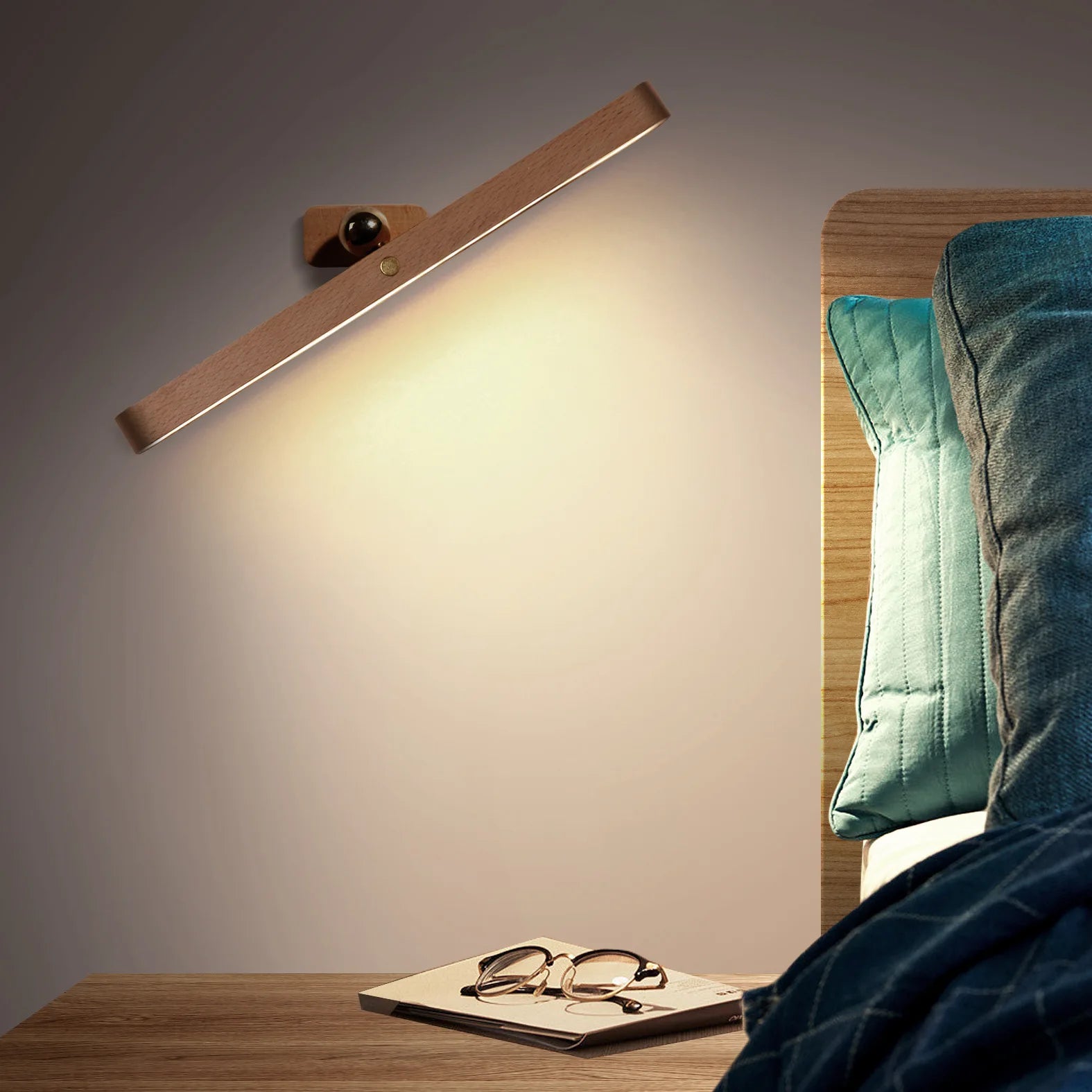 Lunor Magnetic Wall Light – Soft Adjustable Glow for Bedside & Calm Interiors