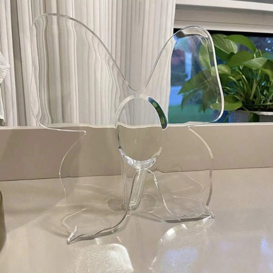 Model Vase