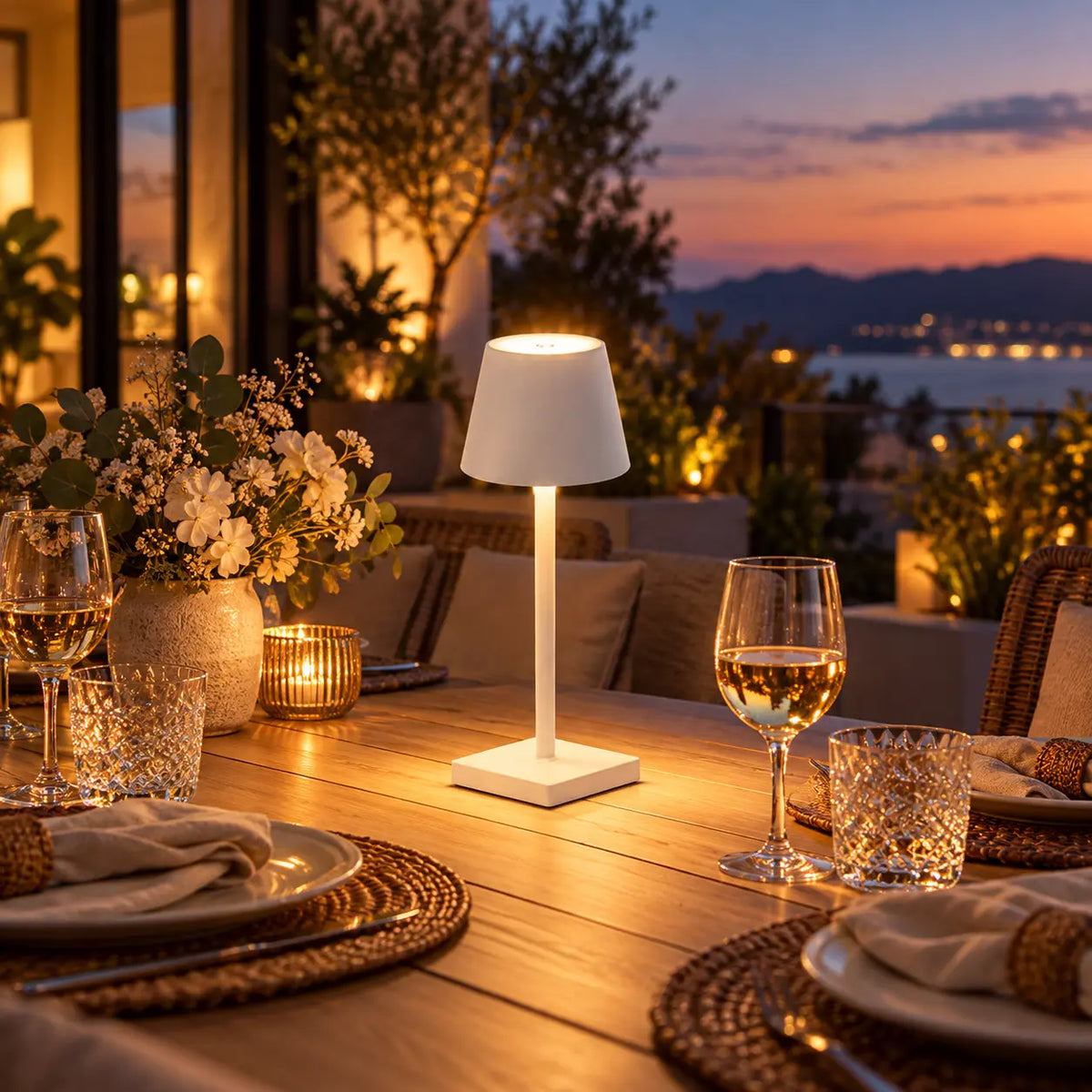 Vana Cordless LED Table Lamp